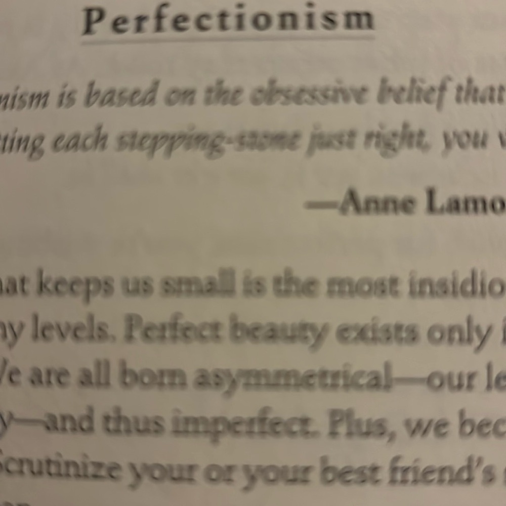 Beauty - anti-aging from a Dermatologist NEW BOOK! See also my bundle listing. - Picture 9 of 10